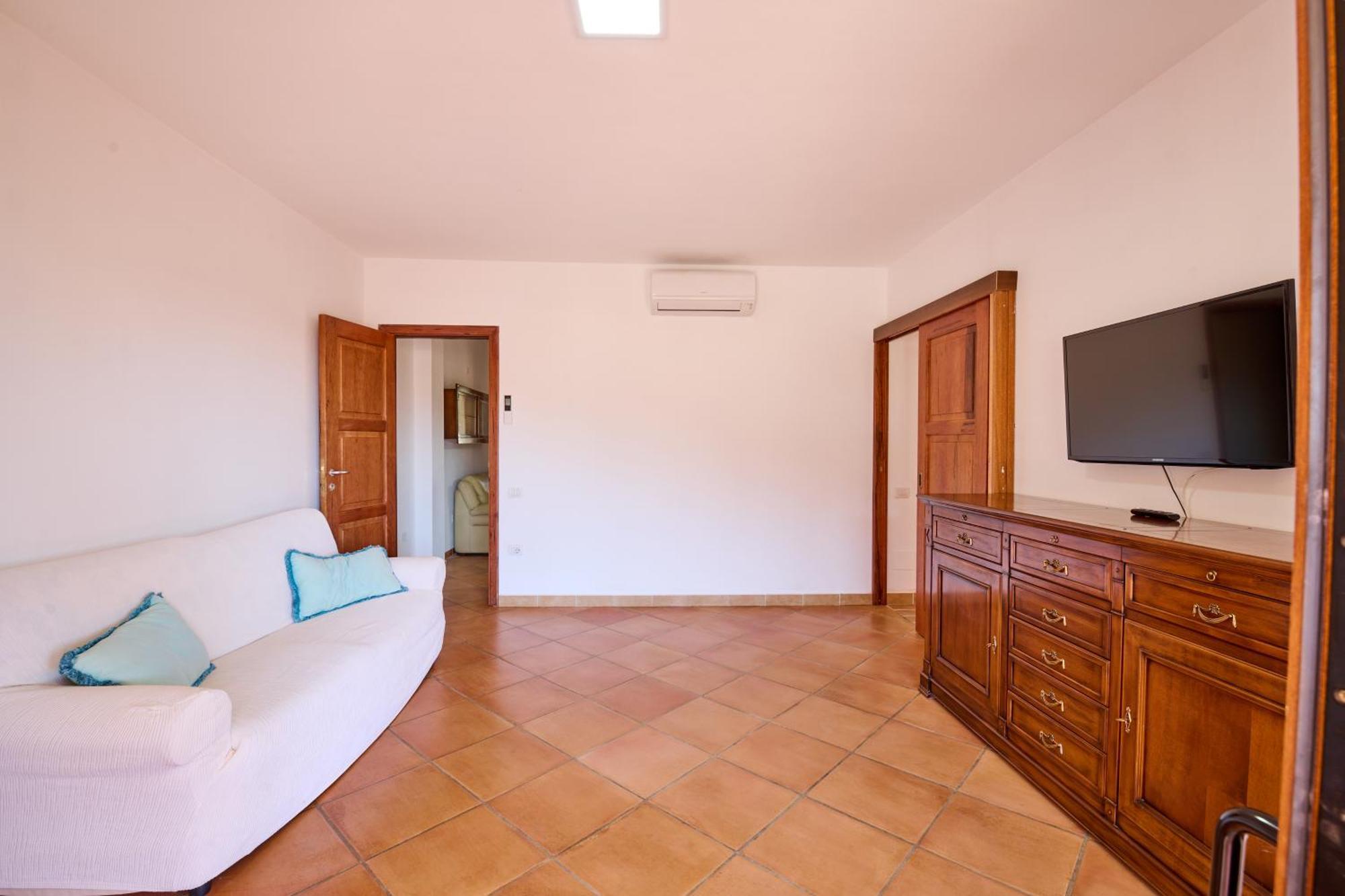 Casa Pisano Bed & Breakfast Villasimius Exterior photo